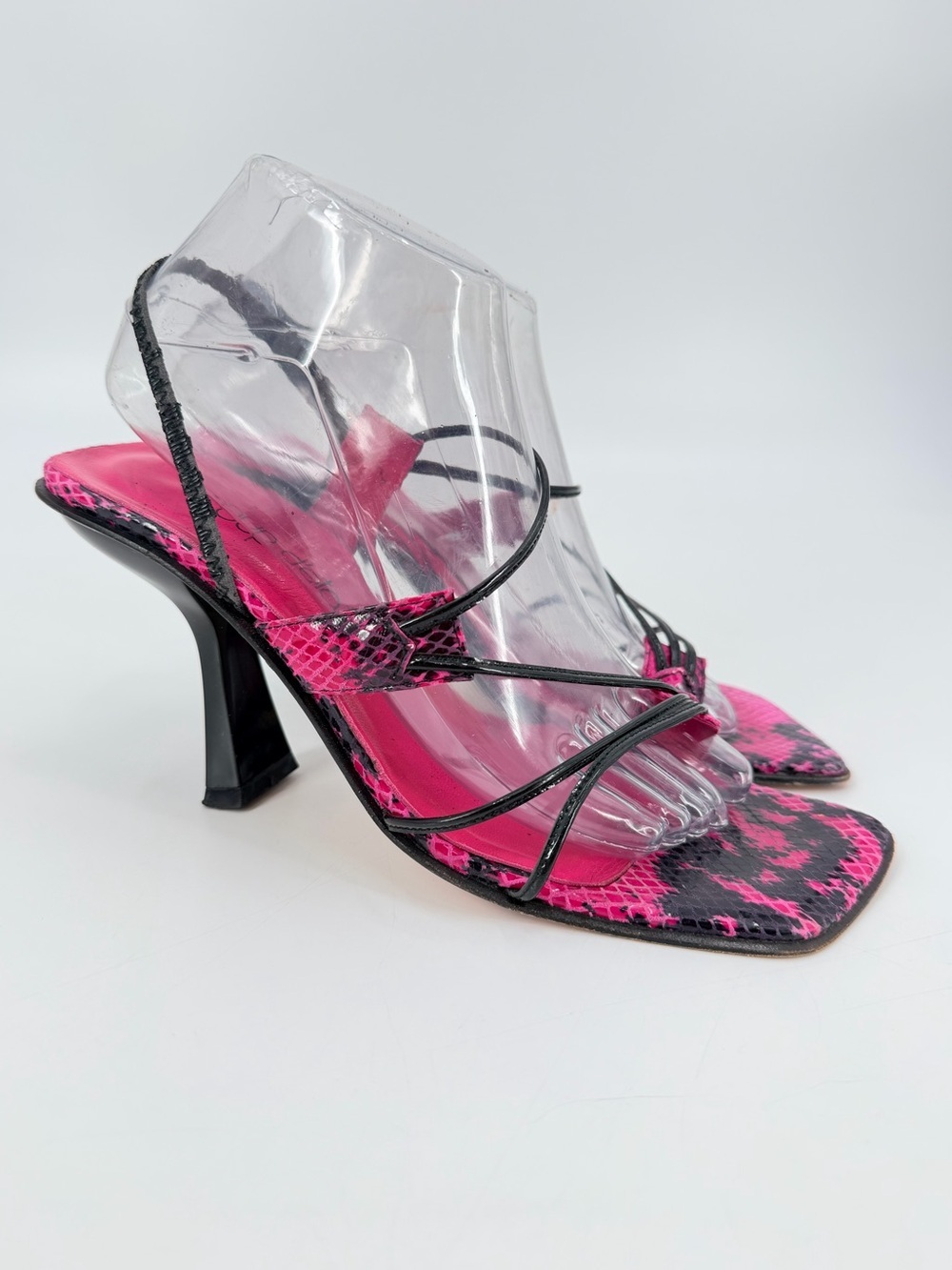 Vintage Y2K Coup d’etat Hot Pink Embossed Reptile Strappy Sexy Sandals 8 FLAWS